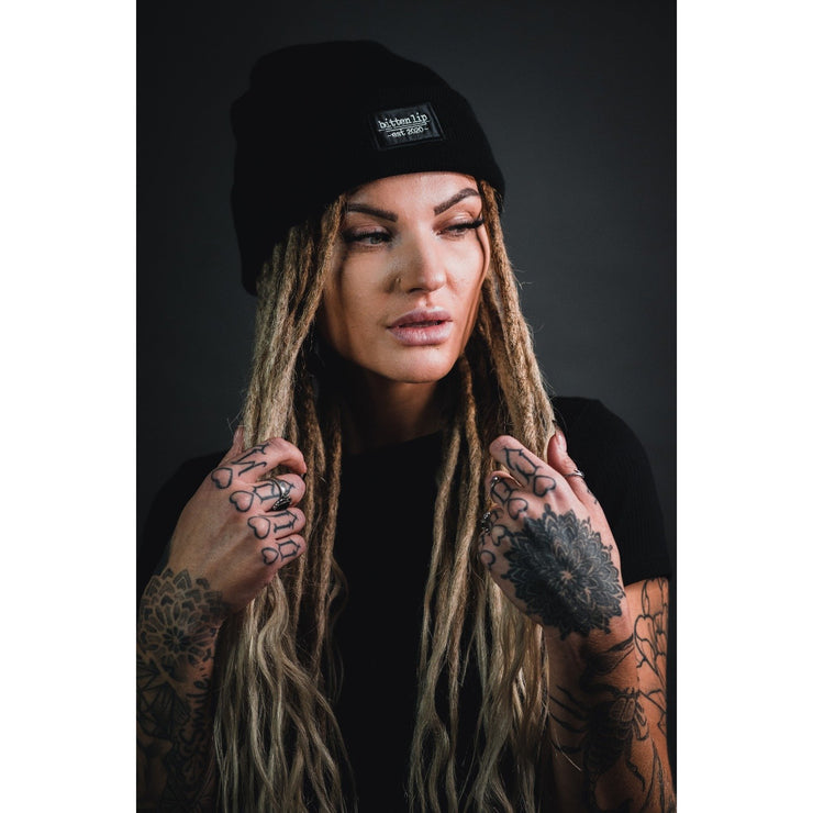Bitten Lip Beanie - Black